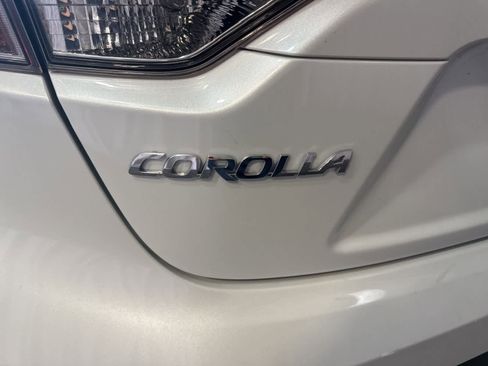 Used 2024 Toyota Corolla LE image 14