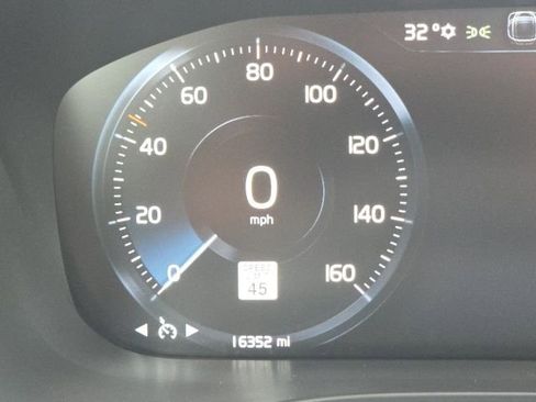 Used 2021 Volvo XC60 T5 Inscription image 50