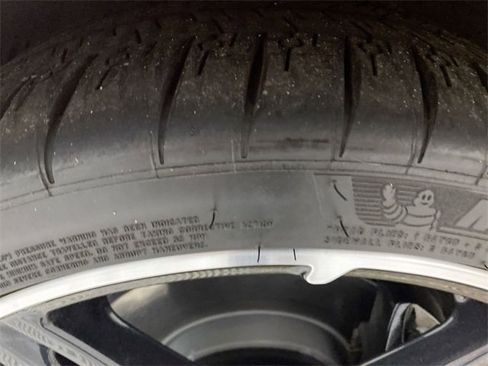 Used 2023 Chevrolet Corvette Stingray Preferred Conv w/ Battery Protection Package image 16