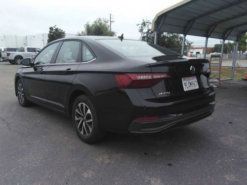 Used 2024 Volkswagen Jetta S FWD image 2