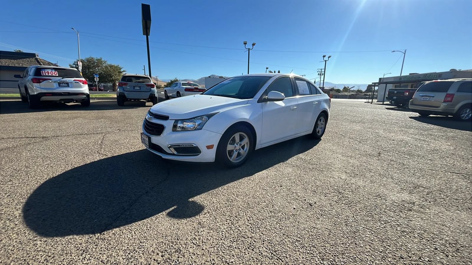 Used 2016 Chevrolet Cruze LT FWD image 1