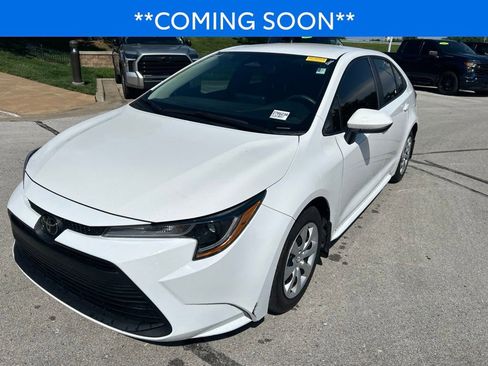 Certified 2024 Toyota Corolla LE FWD image 1