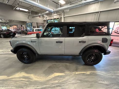 Used 2022 Ford Bronco Black Diamond AWD/4WD image 37