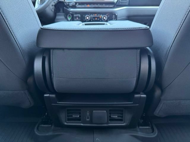 New 2026 Chevrolet Silverado 1500 RST AWD/4WD image 9