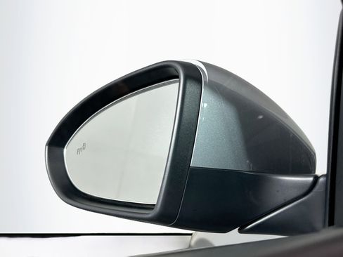 Used 2024 Volkswagen Jetta SE image 16