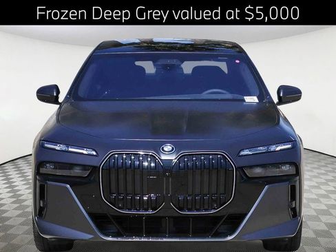 New 2026 BMW i7 xDrive60 image 2