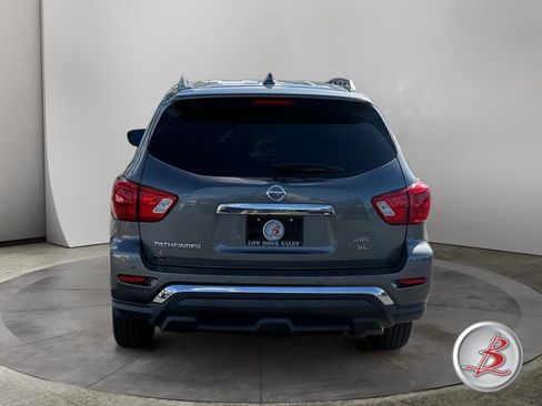 Used 2020 Nissan Pathfinder SL AWD/4WD image 6