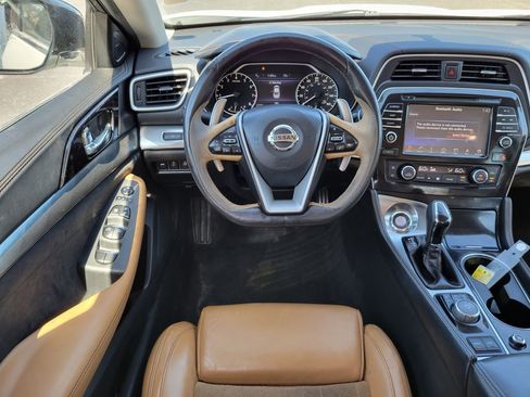 Used 2016 Nissan Maxima SR image 16