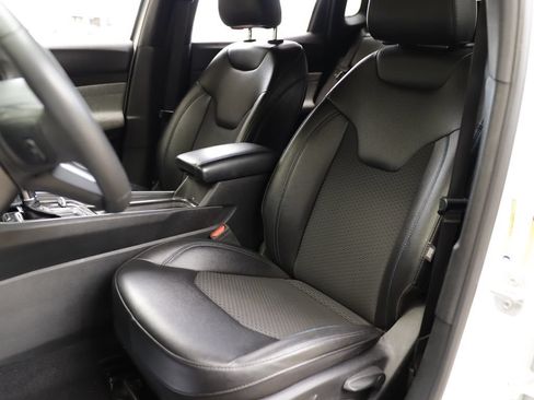 Used 2024 Jeep Compass Latitude AWD/4WD image 20