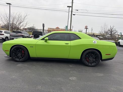 Used 2023 Dodge Challenger R/T w/ Plus Package image 10