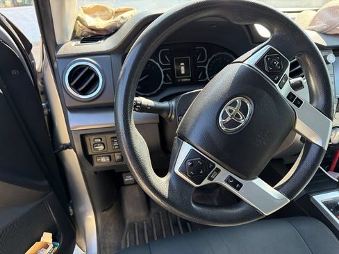 Used 2021 Toyota Tundra SR5 w/ Convenience Package AWD/4WD image 9