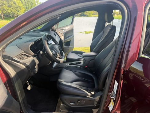 Used 2016 Lincoln MKC Premiere FWD image 10