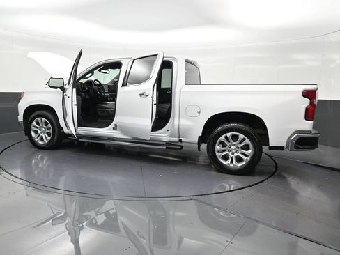 Used 2025 Chevrolet Silverado 1500 LTZ RWD image 35