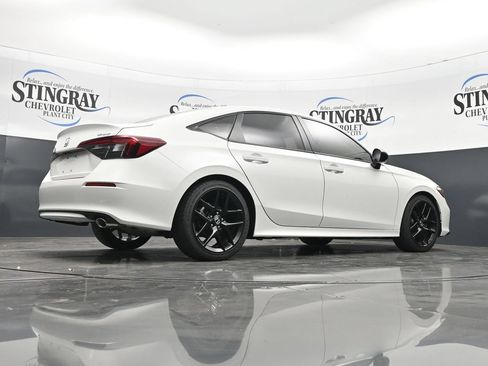Used 2025 Honda Civic Sport image 32