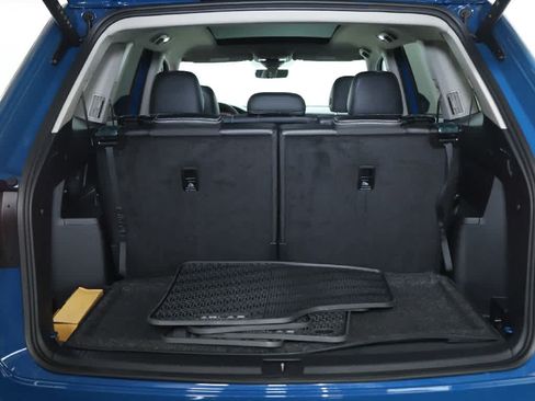 Certified 2026 Volkswagen Atlas SE w/ Panoramic Sunroof Package AWD/4WD image 35
