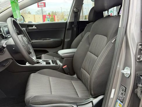 Used 2017 Kia Sportage LX AWD/4WD image 10