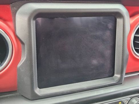 Used 2022 Jeep Gladiator Rubicon image 26