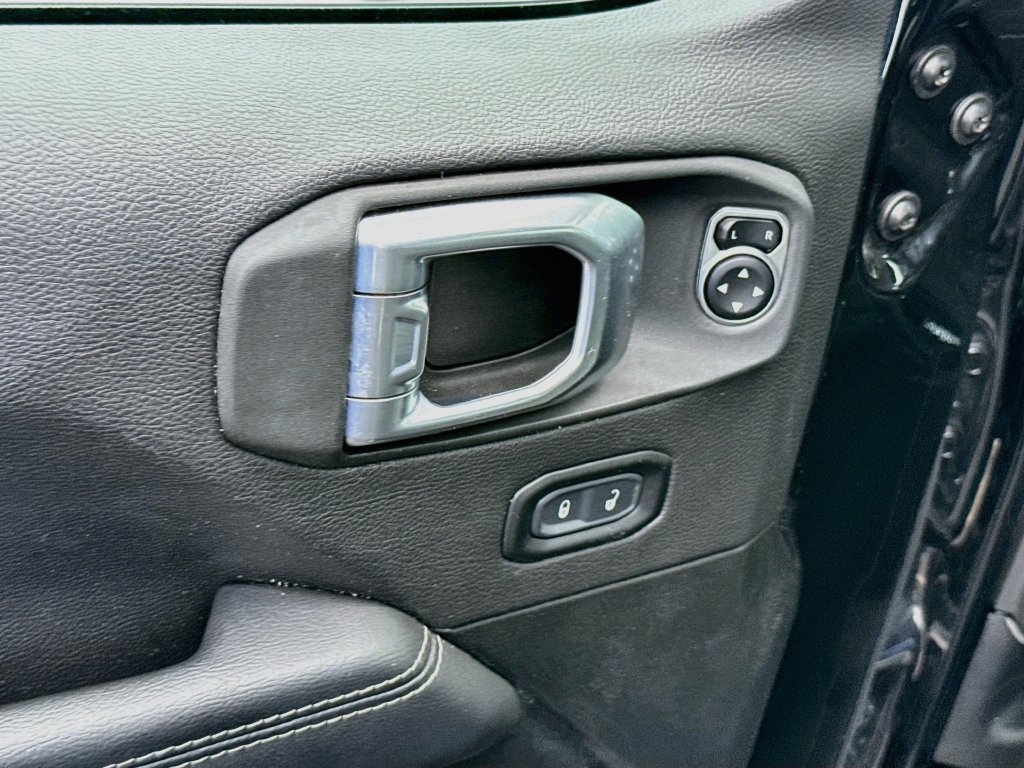 Certified 2023 Jeep Wrangler Unlimited Sahara w/ Cold Weather Group AWD/4WD image 19