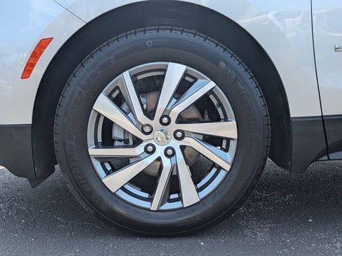 Used 2022 Chevrolet Equinox LT FWD image 14