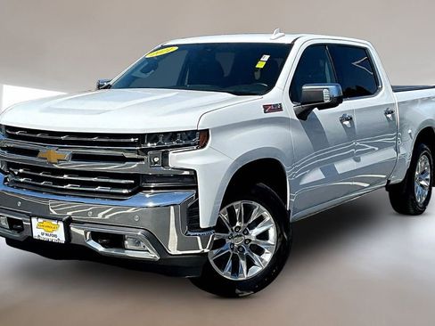 Used 2021 Chevrolet Silverado 1500 LTZ w/ Safety Package II AWD/4WD image 3