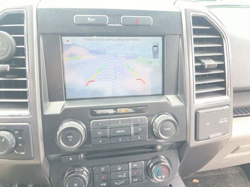 Used 2016 Ford F150 XLT w/ Equipment Group 302A Luxury AWD/4WD image 22