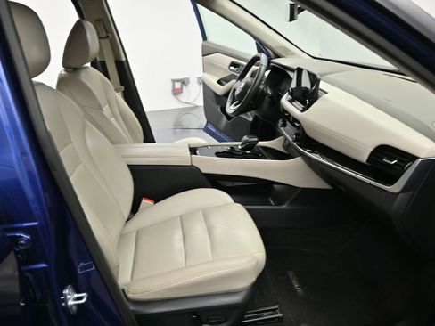 Used 2022 Nissan Rogue SL w/ SL Premium Package FWD image 7