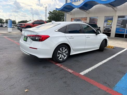 Used 2023 Honda Civic LX image 16