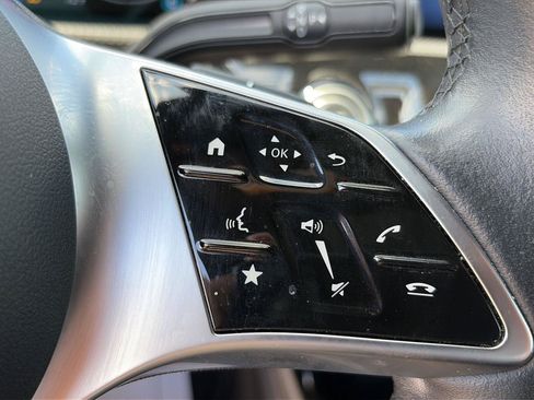 Used 2025 Mercedes-Benz CLA 250 4MATIC image 19