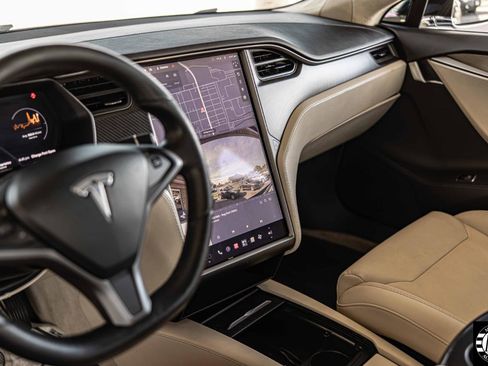 Used 2019 Tesla Model S 100D AWD/4WD image 7