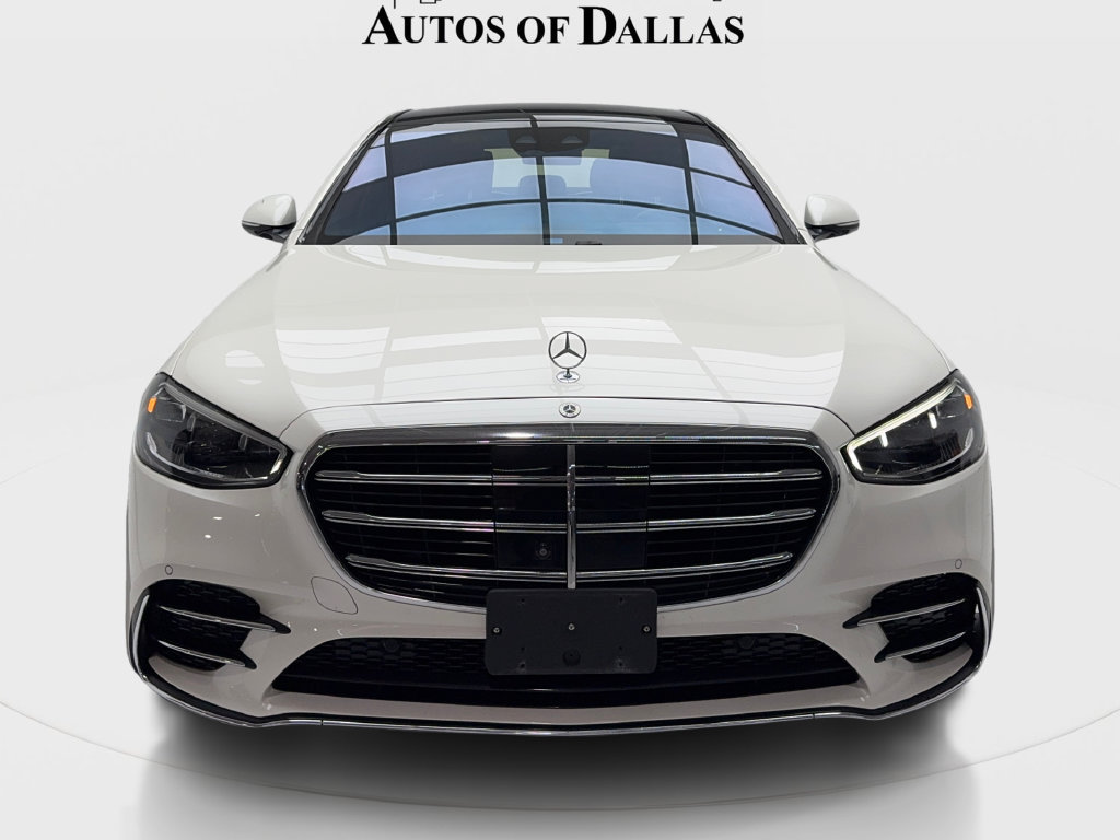 Used 2022 Mercedes-Benz S 500 4MATIC w/ AMG Line Package image 4