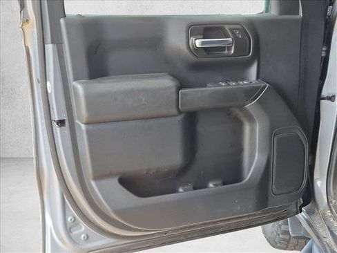 Used 2020 Chevrolet Silverado 1500 Custom Trail Boss w/ Custom Convenience Package AWD/4WD image 13