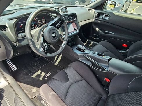 Certified 2025 Nissan Z Performance w/ Floor Mat Package RWD image 14