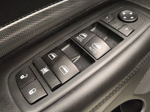 Used 2020 Dodge Durango GT image 27