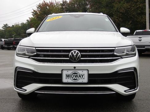Used 2022 Volkswagen Tiguan SEL R-Line image 3