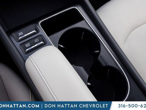 Used 2025 Hyundai Sonata SEL FWD image 14