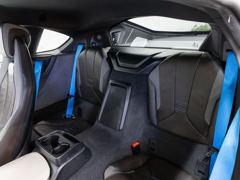 Used 2016 BMW i8 AWD/4WD image 7