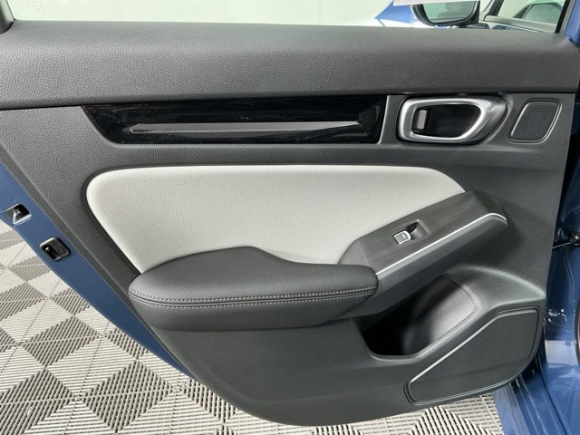 Certified 2026 Honda Civic Sport Touring image 9