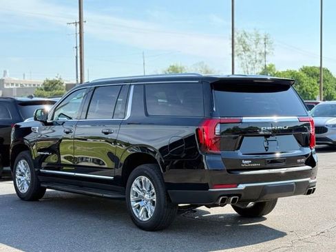 Used 2025 GMC Yukon XL Denali AWD/4WD image 40