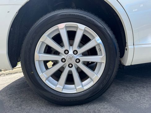 Used 2009 Toyota Venza image 13