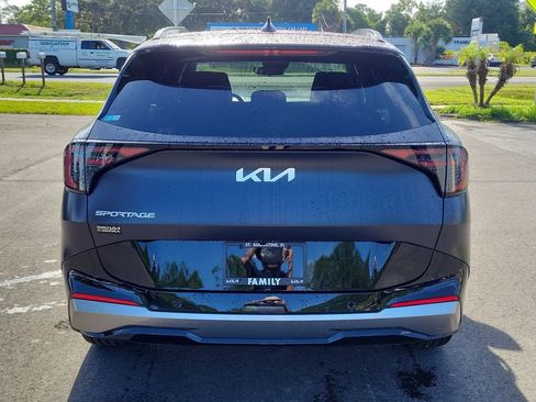 New 2026 Kia Sportage SX FWD image 5