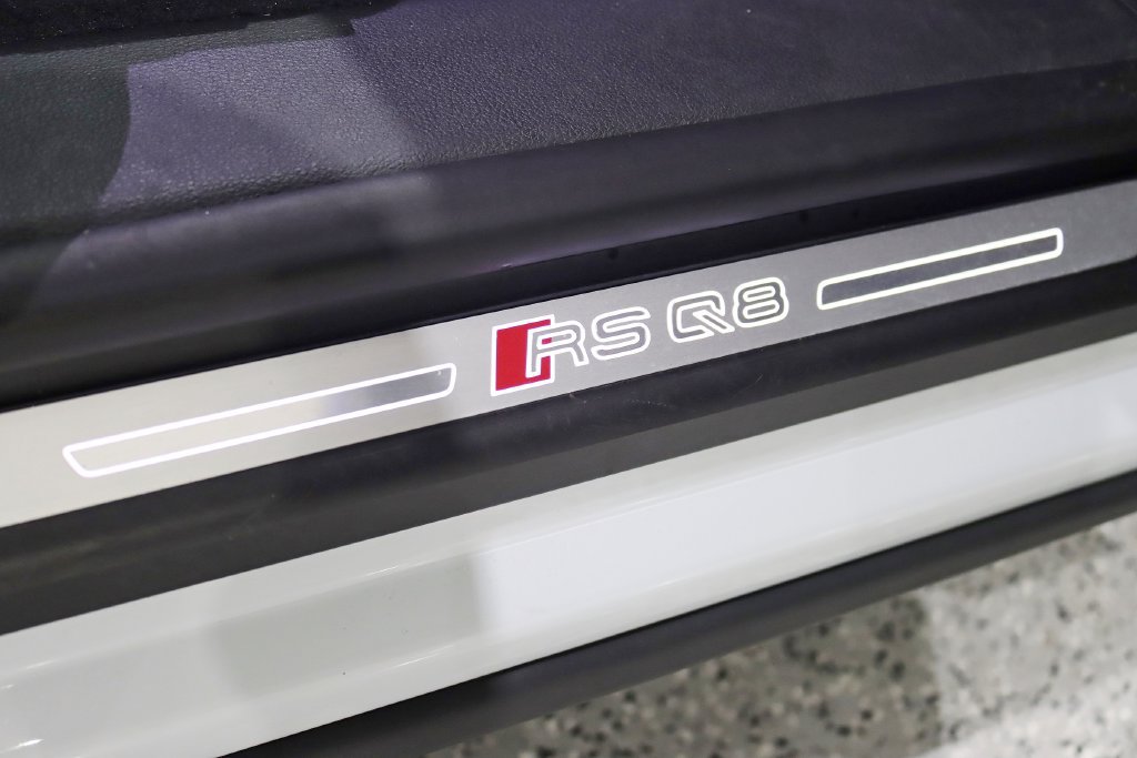 Used 2026 Audi RS Q8 performance AWD/4WD image 19