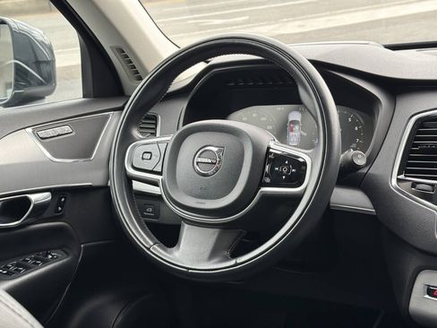 Used 2021 Volvo XC90 T5 Momentum w/ Advanced Package AWD/4WD image 24
