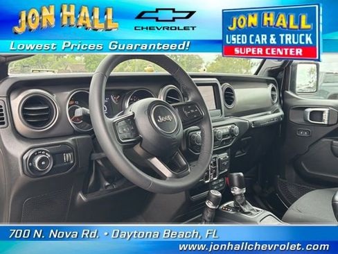 Used 2023 Jeep Wrangler Unlimited Sport image 20