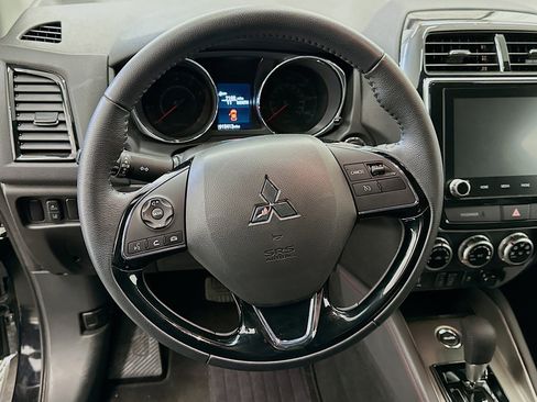 Used 2025 Mitsubishi Outlander Sport SE image 18