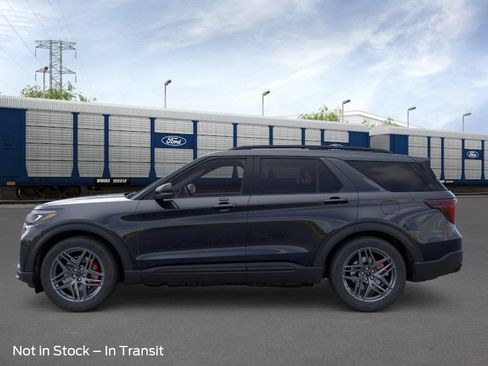 New 2026 Ford Explorer ST AWD/4WD image 3