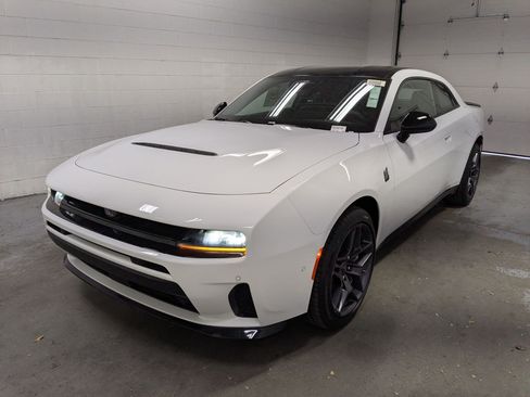 New 2026 Dodge Charger Scat Pack w/ Blacktop Package AWD/4WD image 10