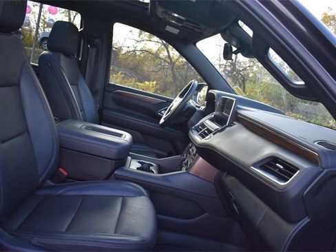 Certified 2023 Chevrolet Tahoe High Country w/ Premium Package image 19