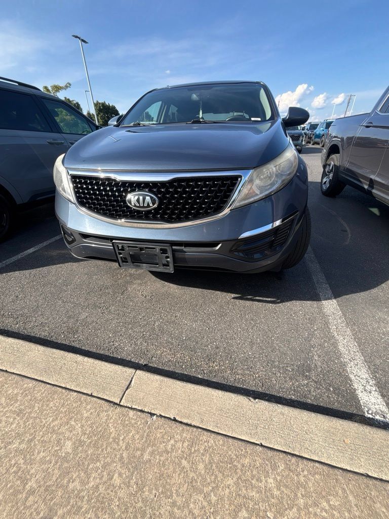 Used 2015 Kia Sportage LX FWD image 2