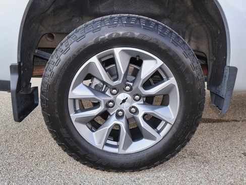 Used 2019 Chevrolet Silverado 1500 RST w/ All-Star Edition image 30