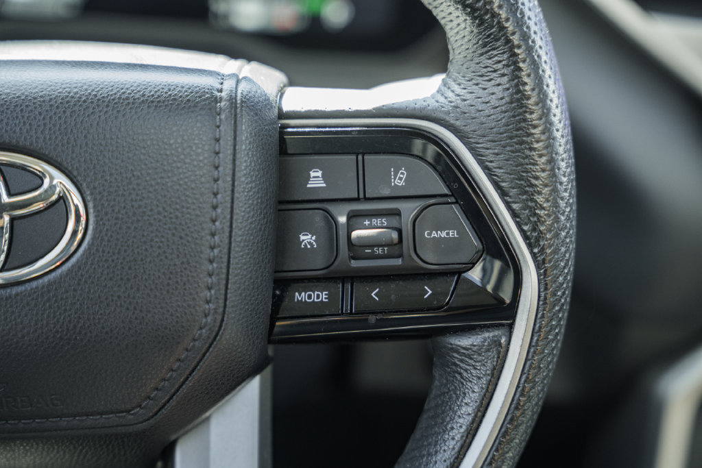 Used 2023 Toyota Tundra Limited AWD/4WD image 27